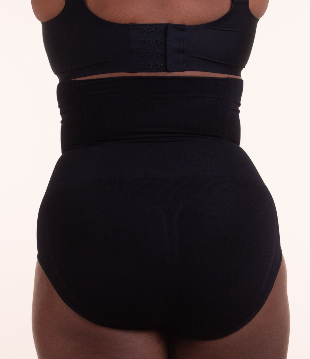 ReduShaper - Calcinha Modeladora (50% OFF)